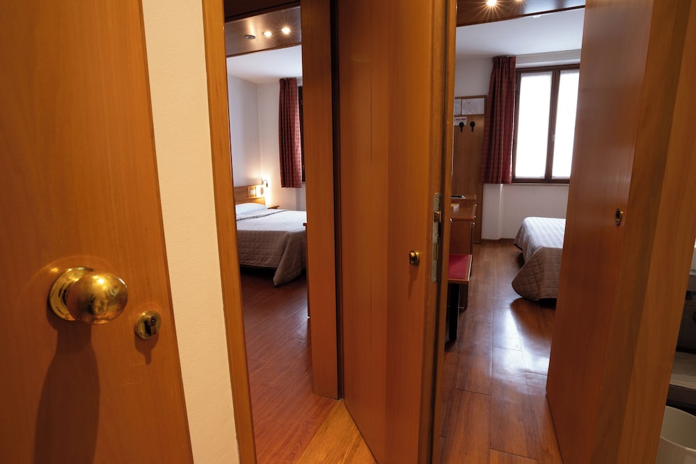 Hotel Patriarca 68/68