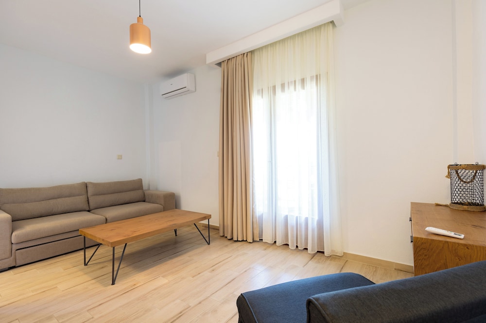 Casa Luxury Suites 17/44
