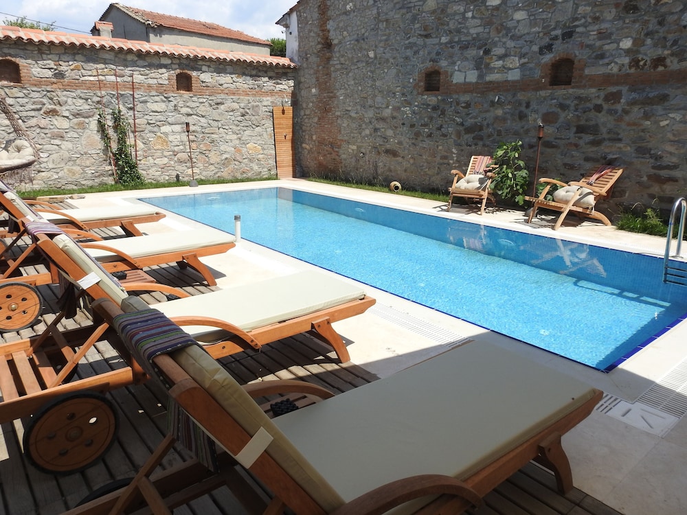 Kucukkoy Hotel 26/50