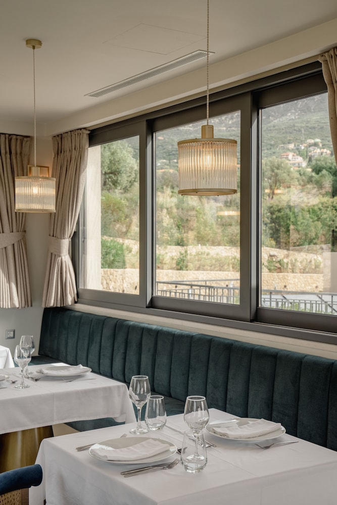 Celestial All Suites - Adults Only 42/50