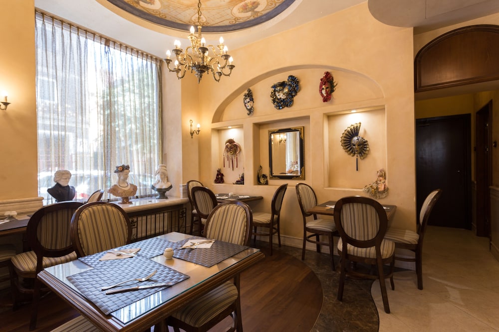 Zeus Essence Bucharest Venezia 54/64