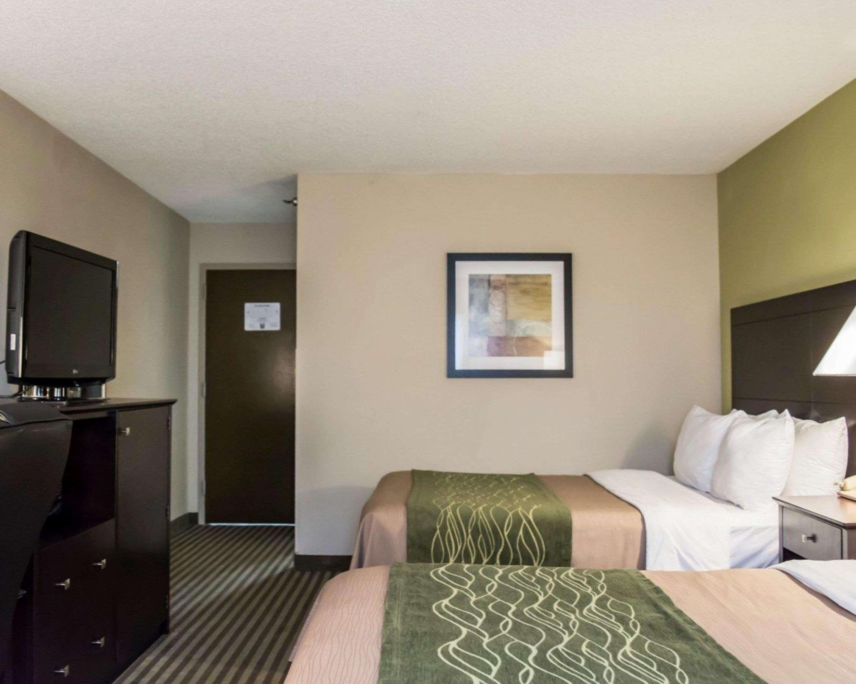 UPGRADE, SUITE, 2 QUEEN BEDS