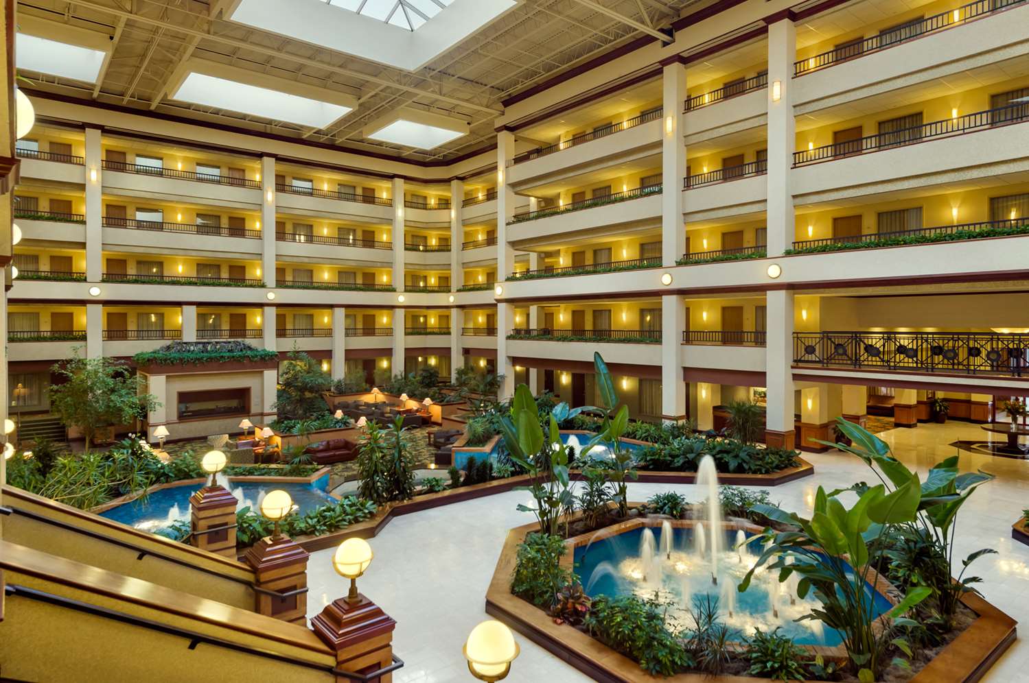 Embassy Suites by Hilton Lexington UK Coldstream 62/66