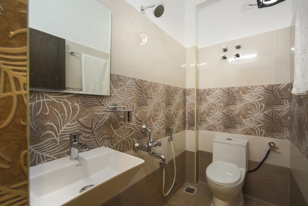 Balaji Residency 48/51