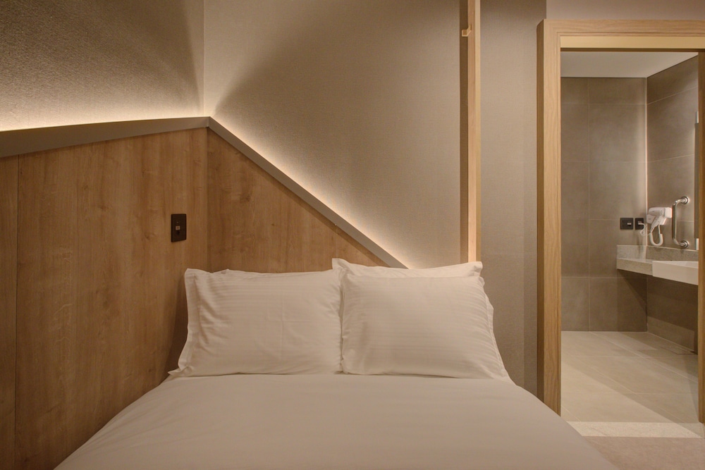 Fast Sleep Suites by Slaviero Hoteis - Aeroporto 40/60