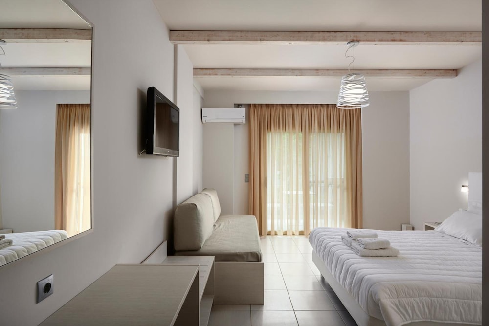 Altamar Hotel 5/19