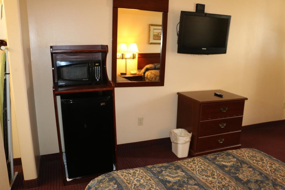 Western Inn 3/9