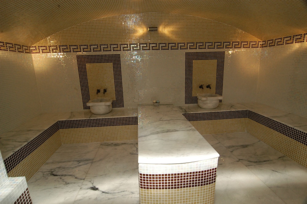 Manhattan Hotel Restaurant 25/41