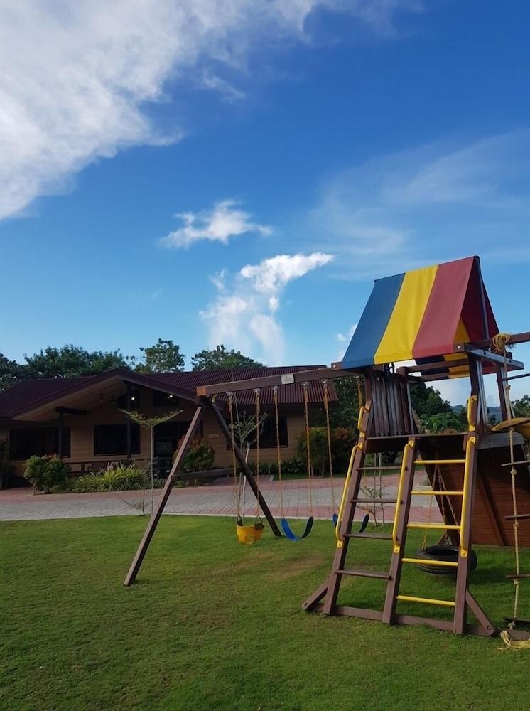 Cebu Safari & Adventure Park 12/22