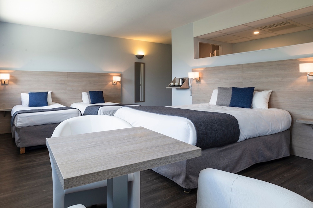 P'TIT DEJ-HOTEL MILLAU 8/31