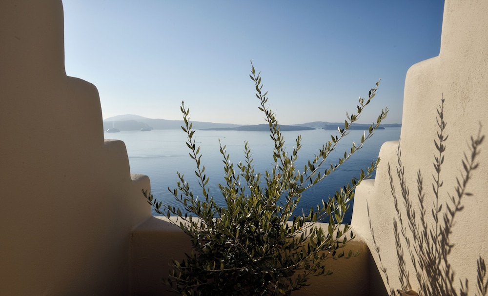 The A Collection, Oia by K and K 46/50
