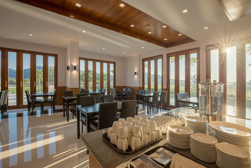 Sann View Hotel 20/26