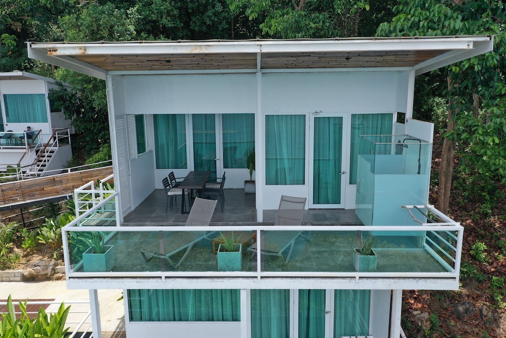 Alunan Resort 2/65
