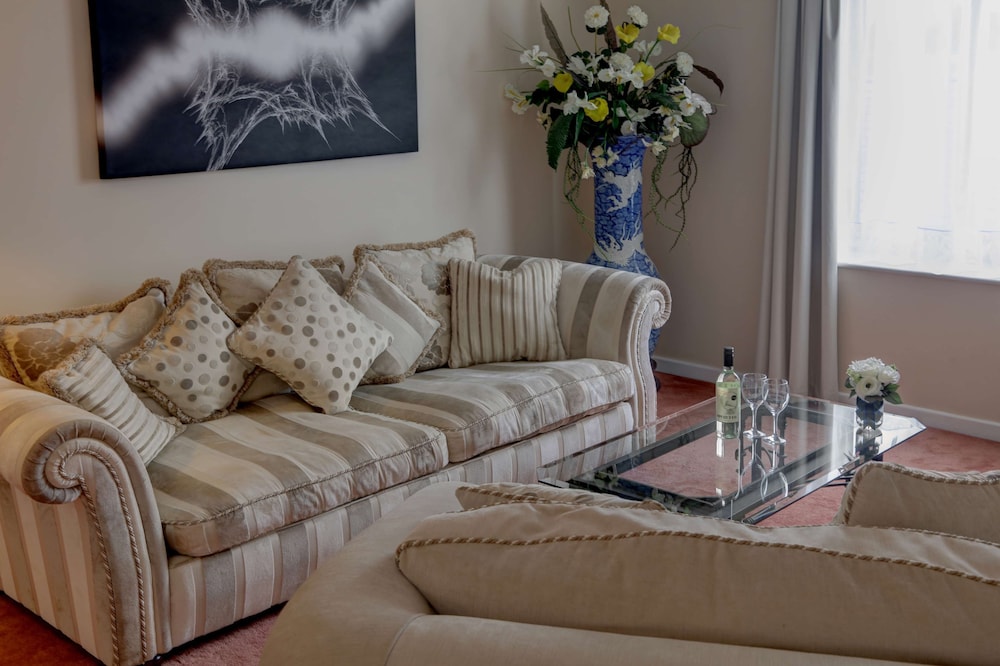 Best Western Plus Bentley Hotel & Spa 37/55