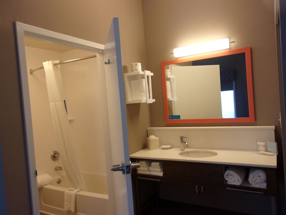 Hampton Inn & Suites Rohnert Park - Sonoma County 22/42