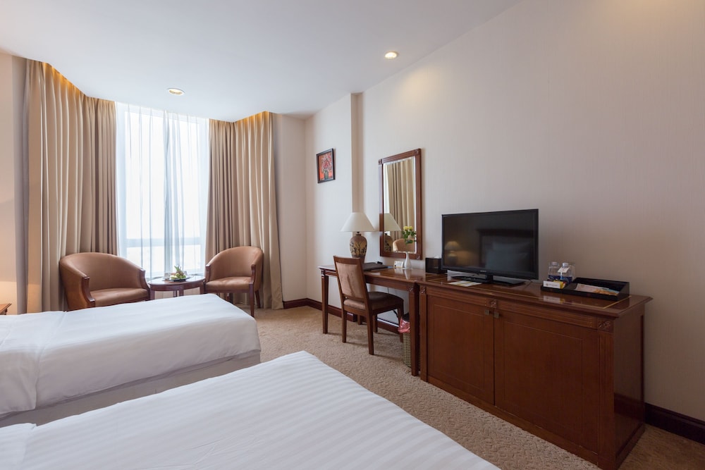 Tan Son Nhat Saigon Hotel 26/67