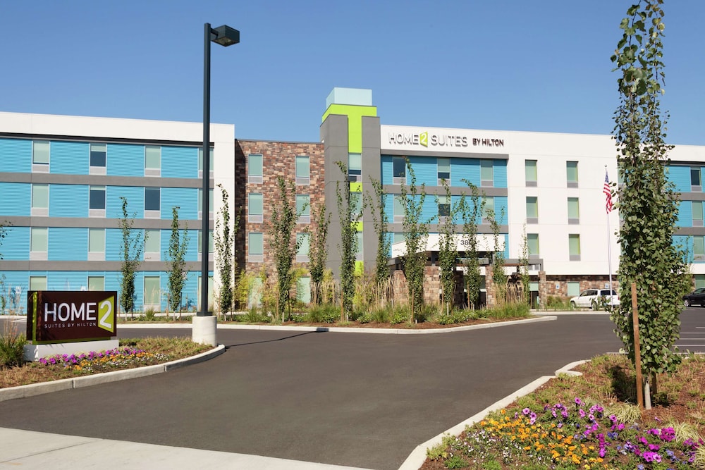 Home2 Suites by Hilton Seattle Airport 3/27