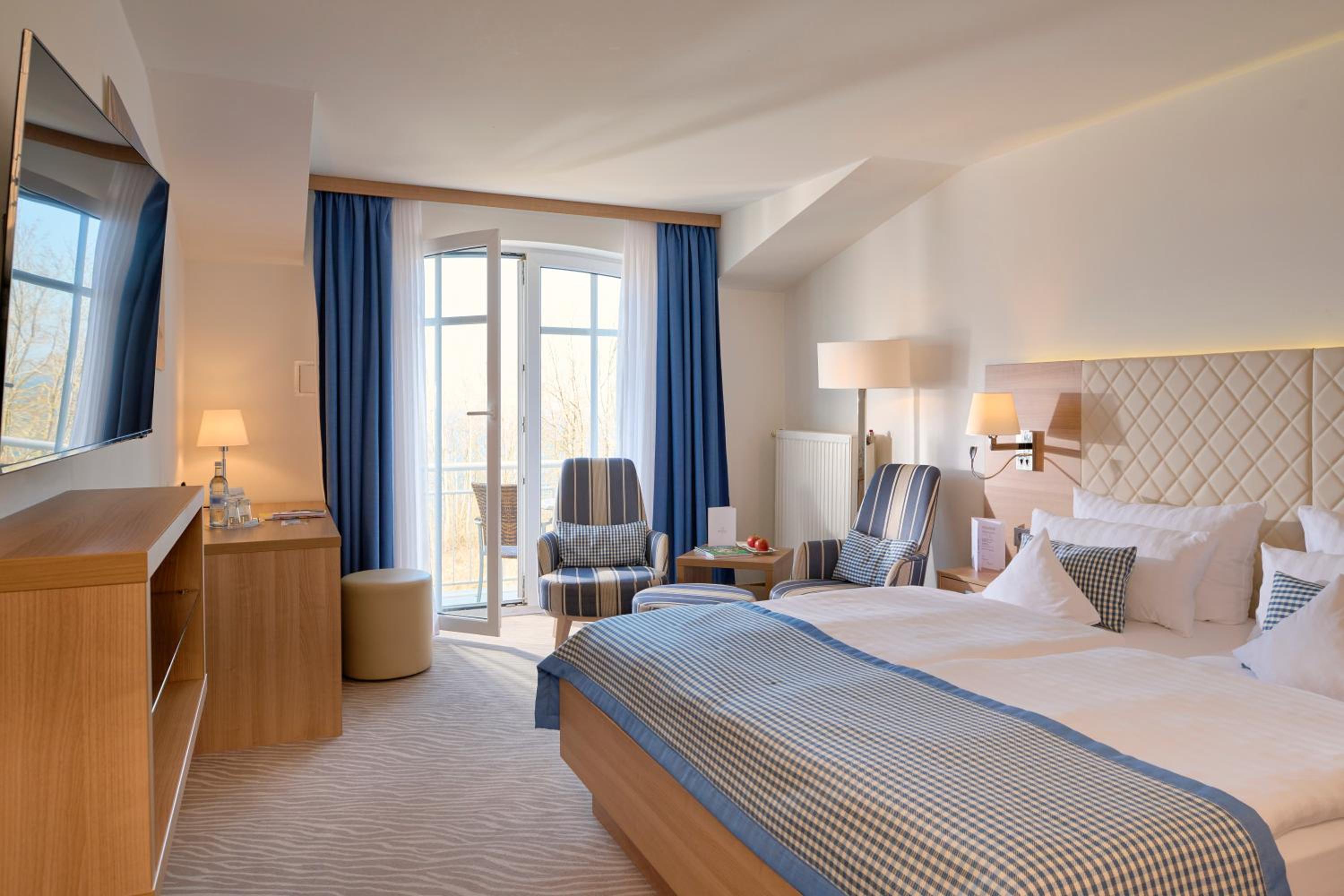 Room, Double Bed, Sea View, Balcony