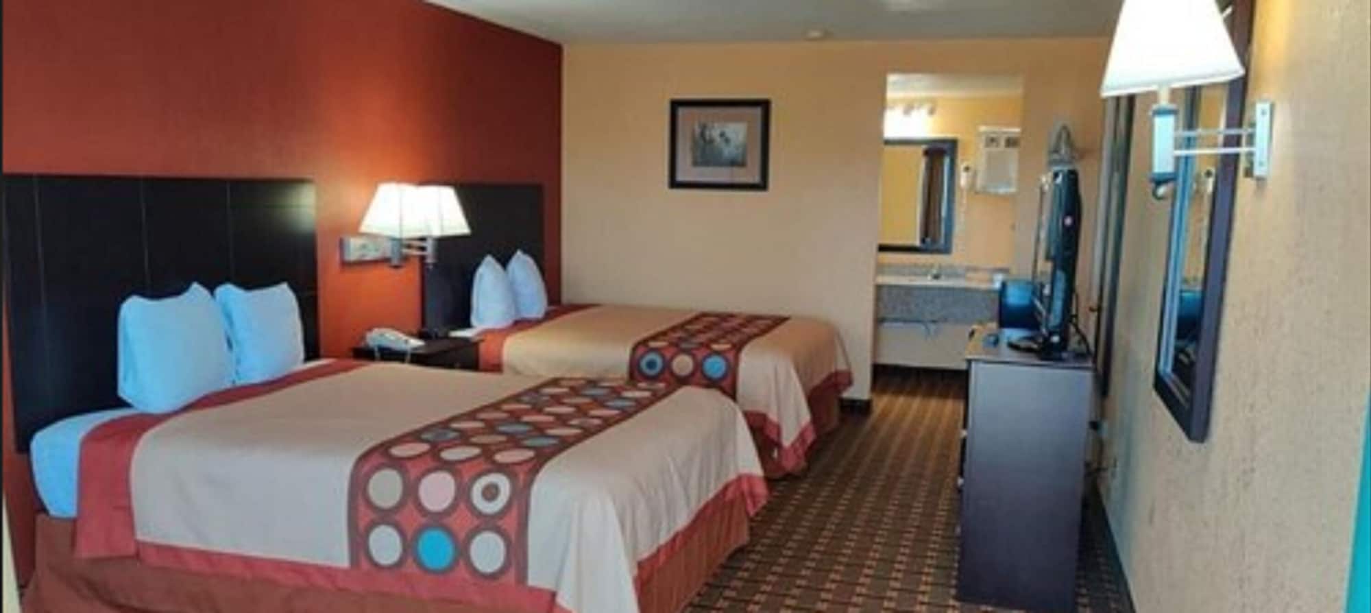 Standard, 2 Queen Beds