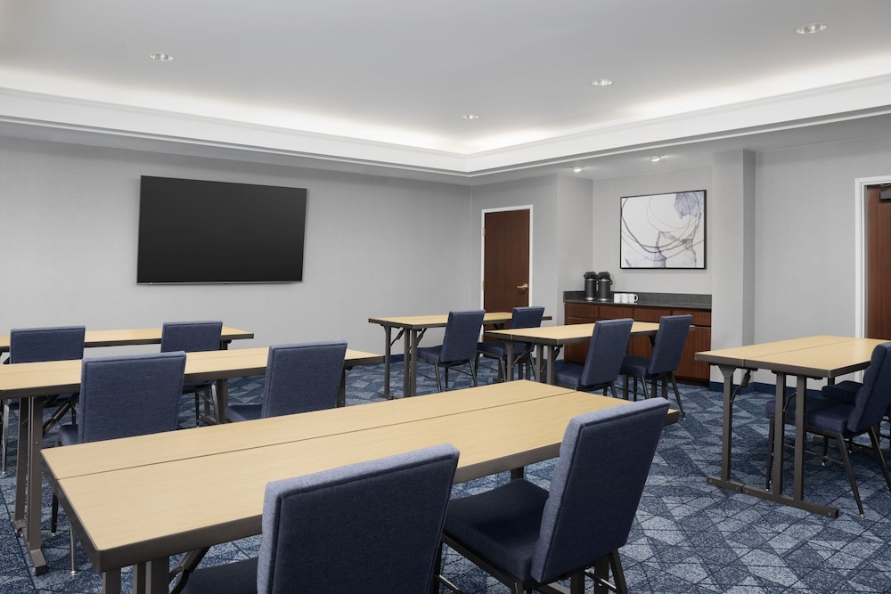 Courtyard By Marriott Lakeland 38/50