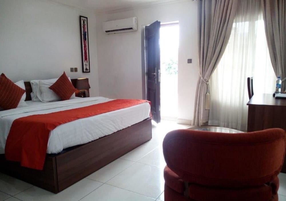 The View Lekki 12/40