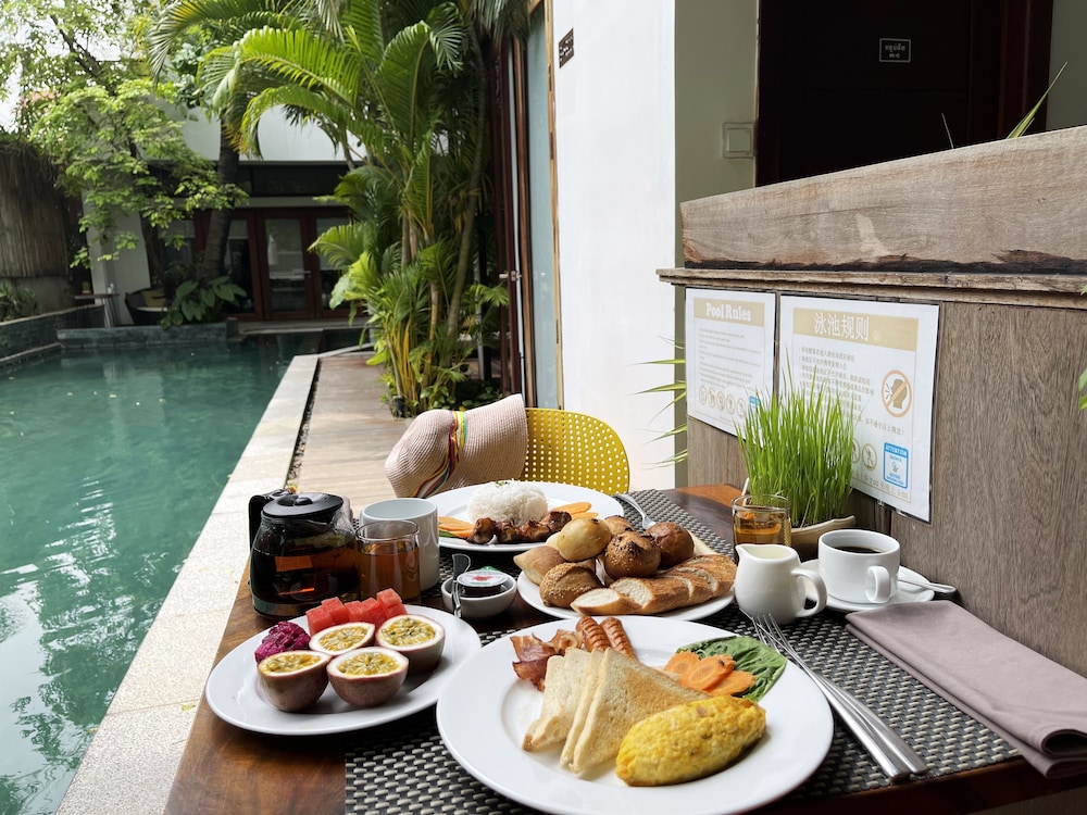 Sarina Boutique Hotel 42/50