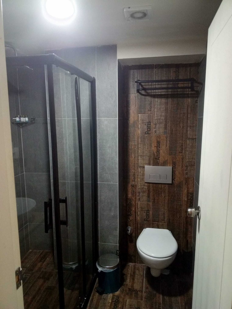 Lupo Libero Hotel 44/50