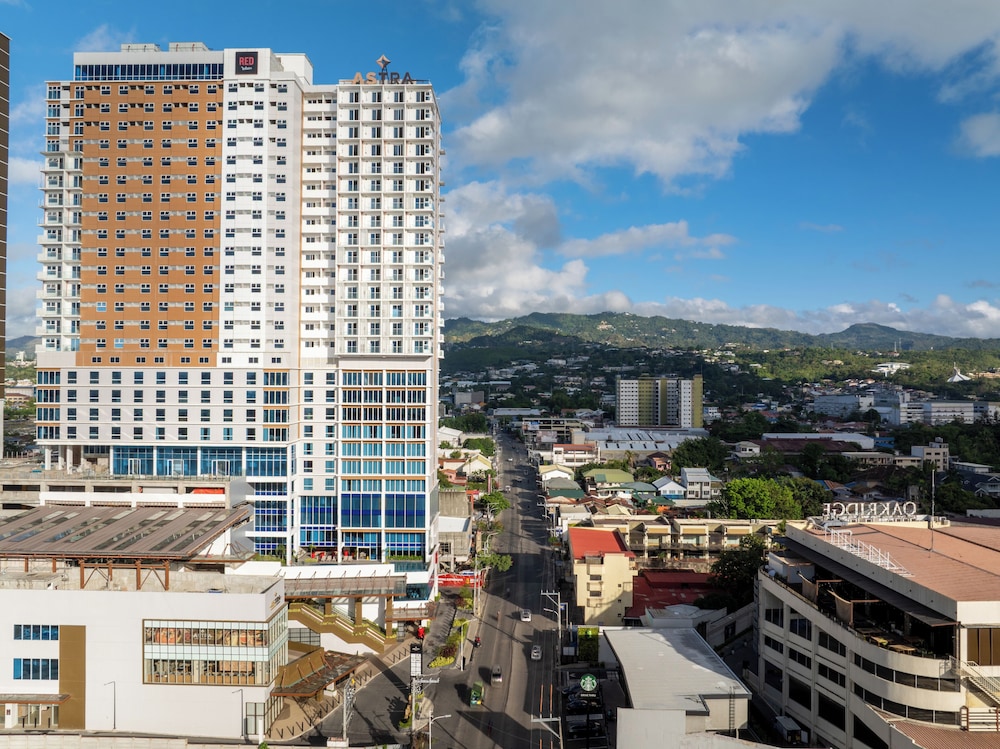 Radisson RED Cebu Mandaue 2/43