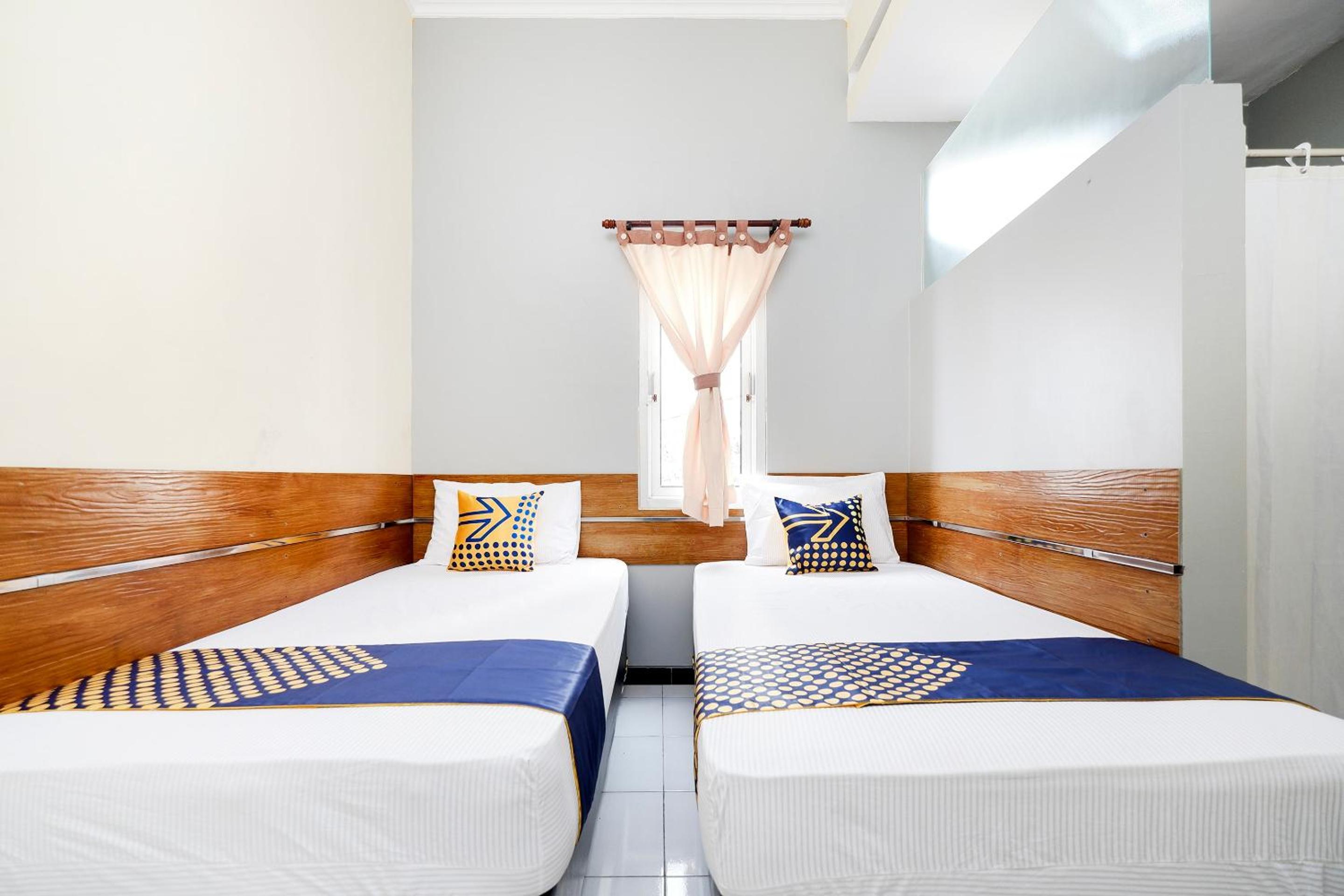 STANDARD, TWIN BEDS