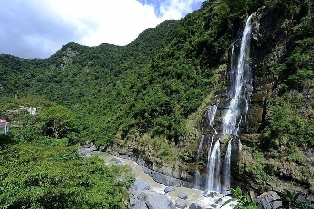 Wulai shuan Hot Spring House 18/20