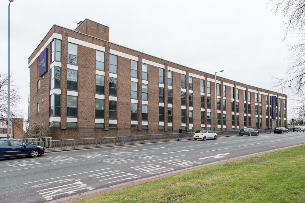 Redwings Lodge Wolverhampton 59/67