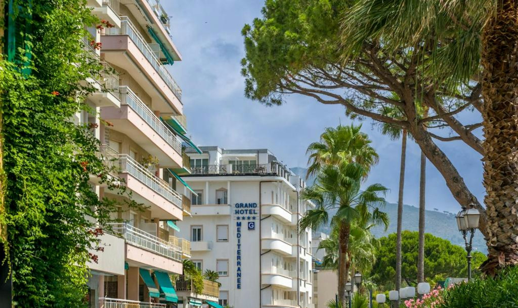 Grand Hotel Mediterranee 61/64