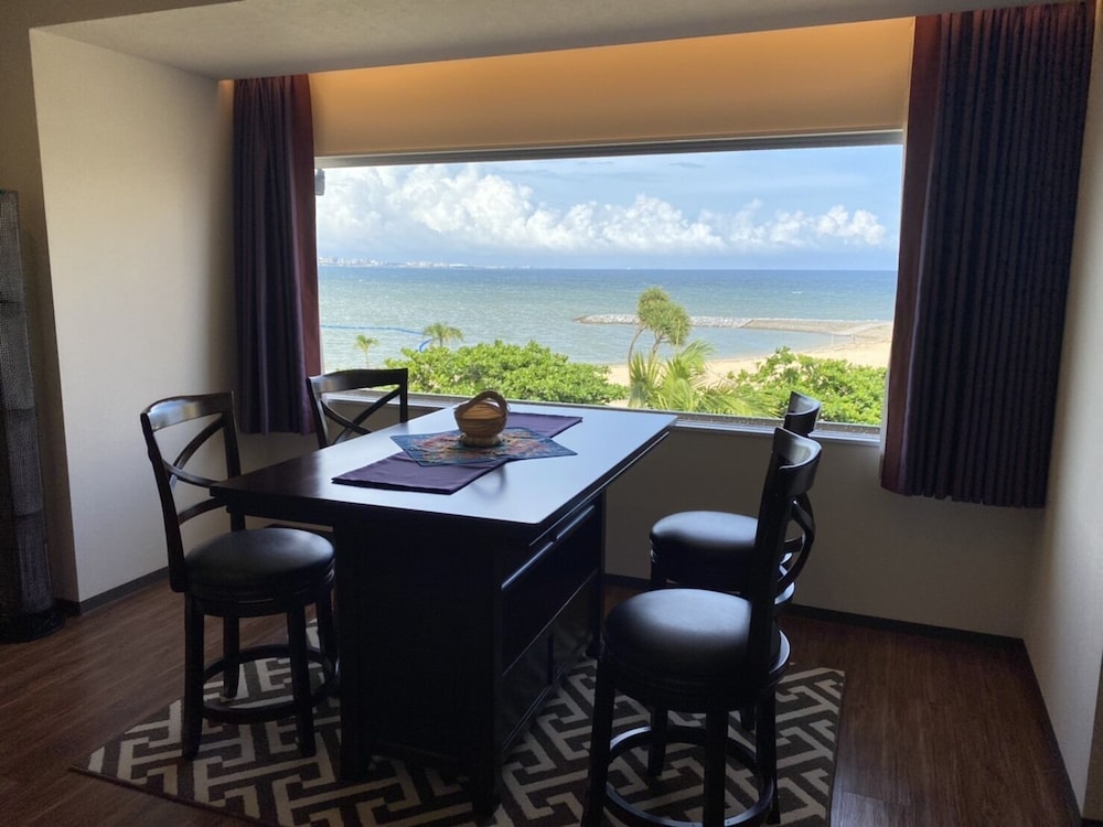Sunset Beach Hotel 38/55