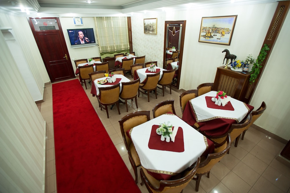 Sirkeci Emek Hotel 54/64