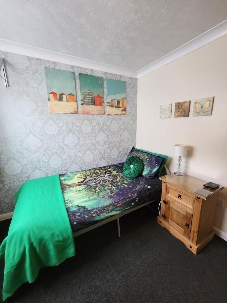 OYO Twins Palms Guest House 35/59
