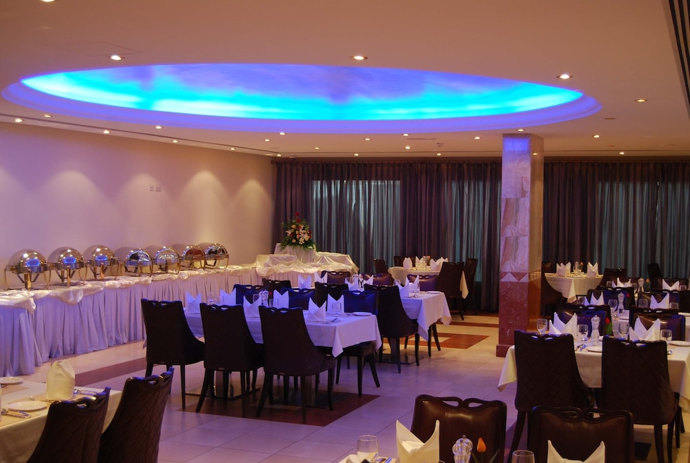 Al Madina Suites 27/29