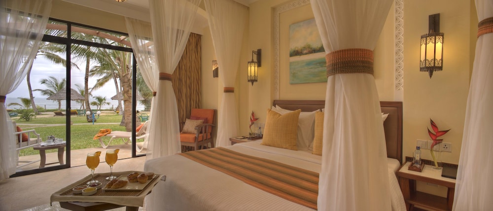 Sarova Whitesands Beach Resort and Spa 38/73