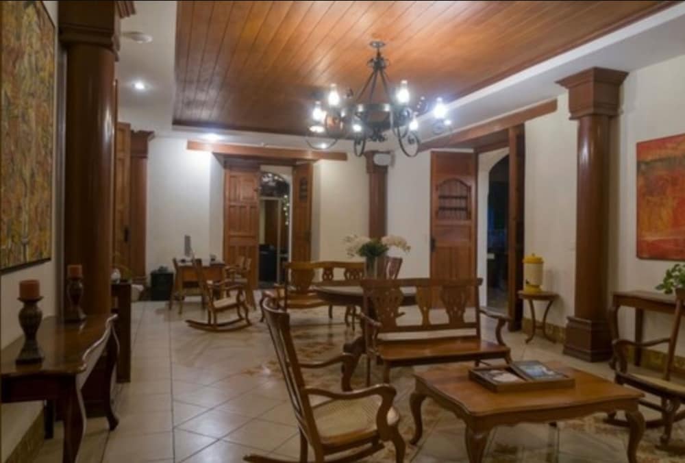 Plaza Colon Hotel 43/59