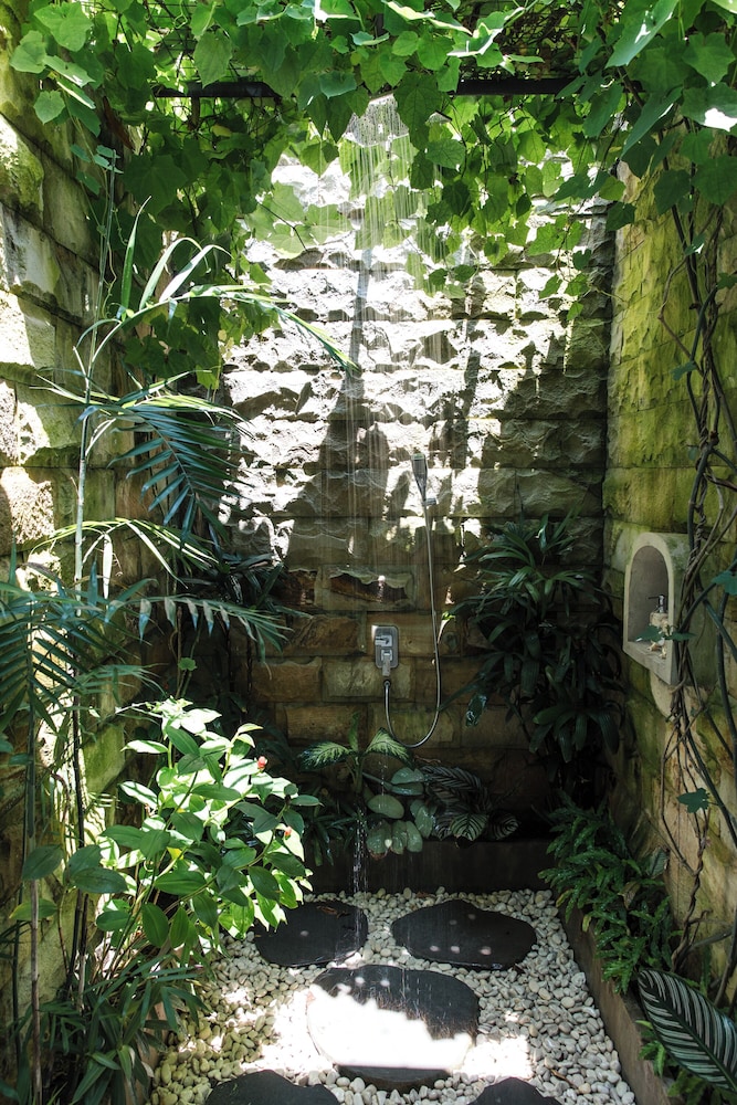 Shanti Boutique Retreat 47/57