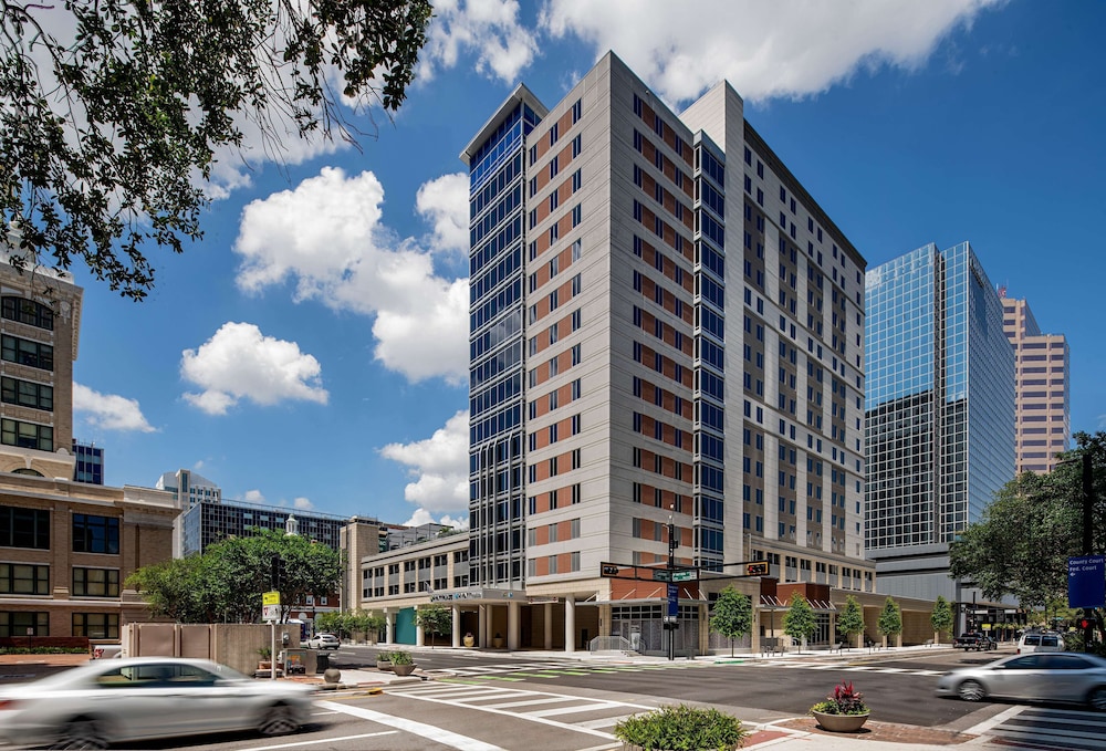 Hyatt Place Tampa Downtown 47/49