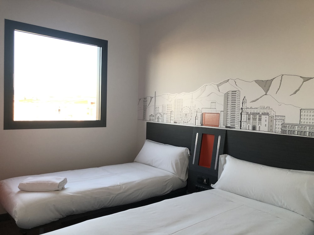 Easyhotel Malaga City Centre 16/59