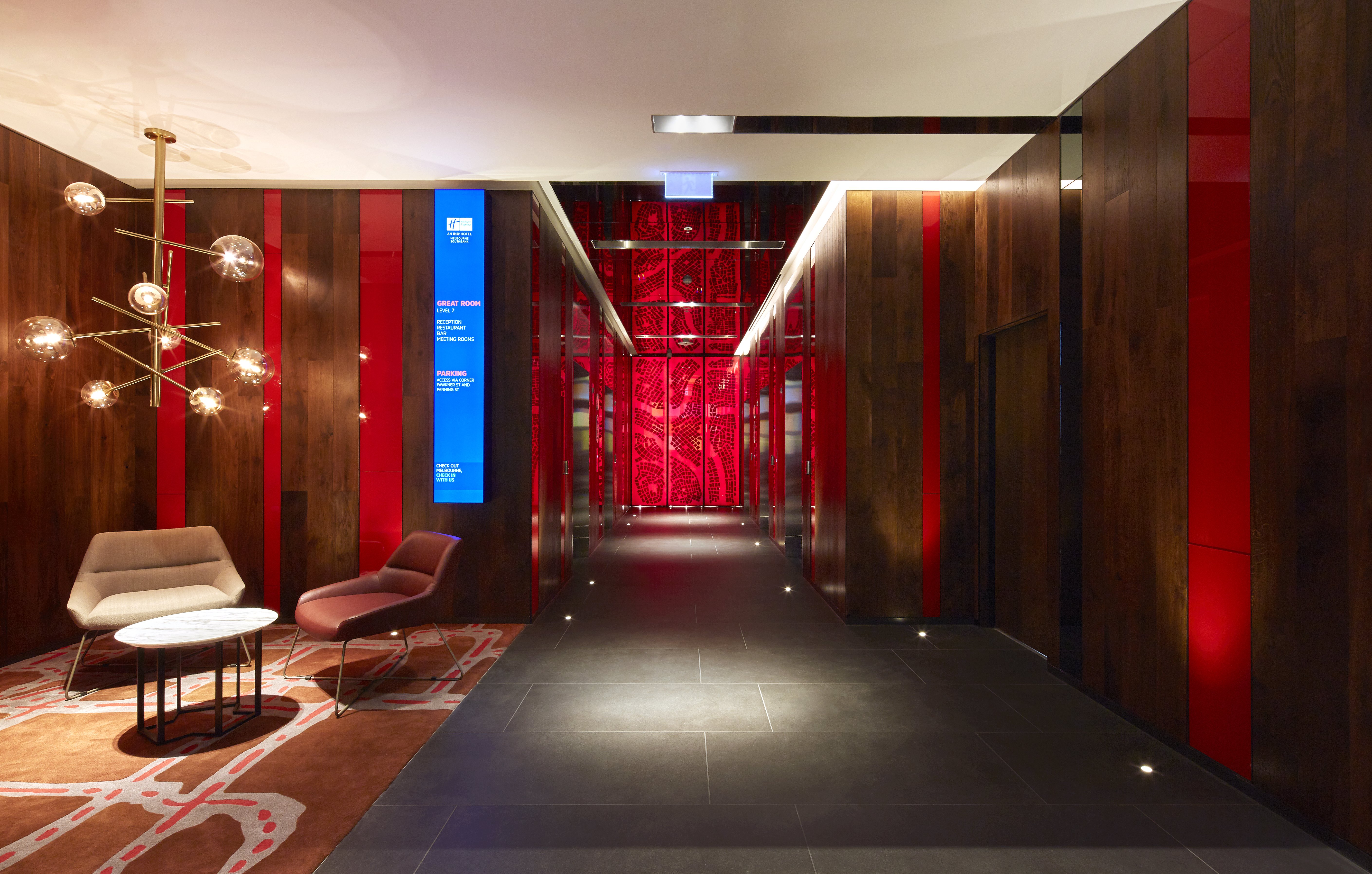 Holiday Inn Express Melbourne Southbank 25/77
