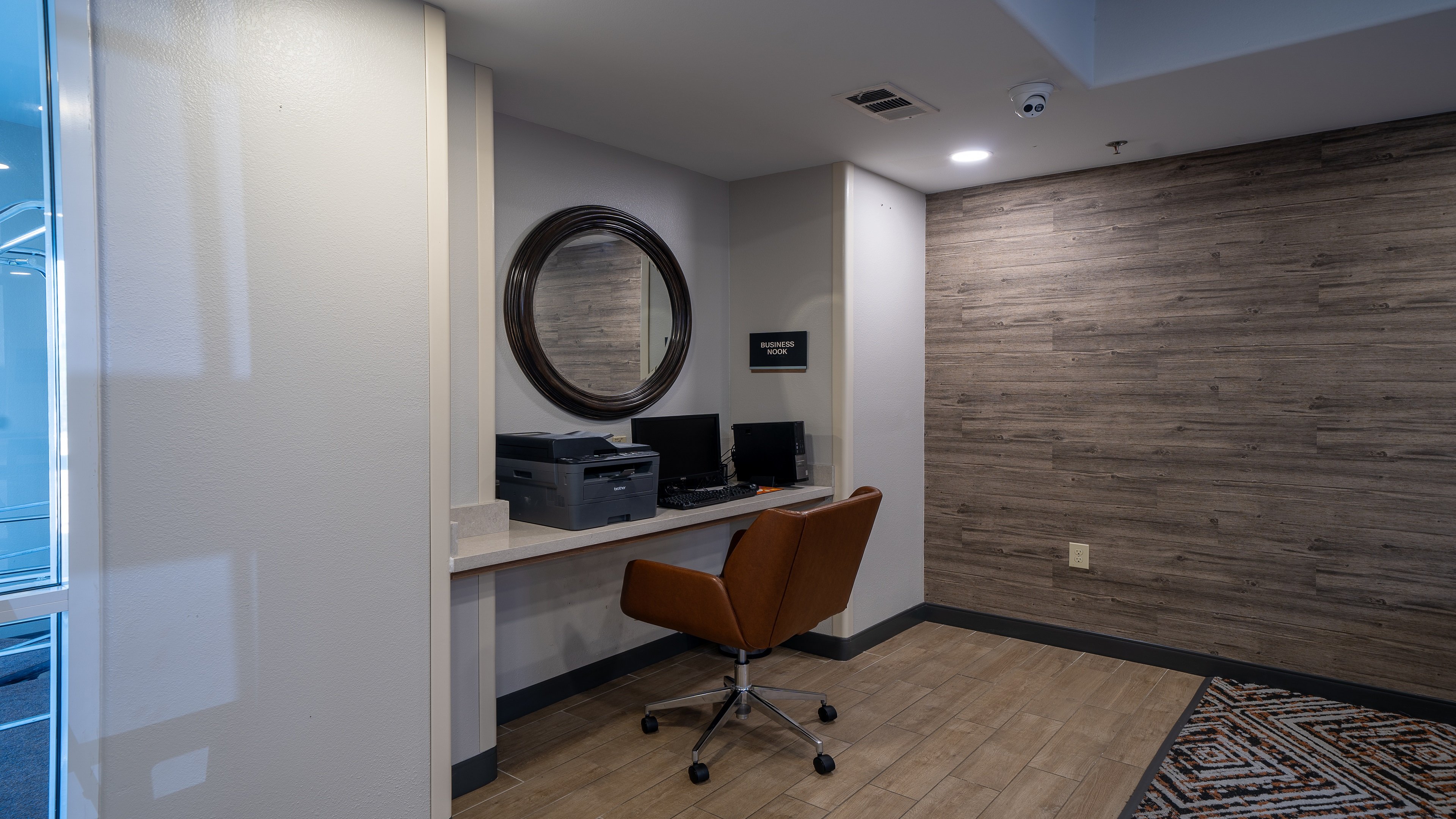 CANDLEWOOD SUITES BAYTOWN 49/58