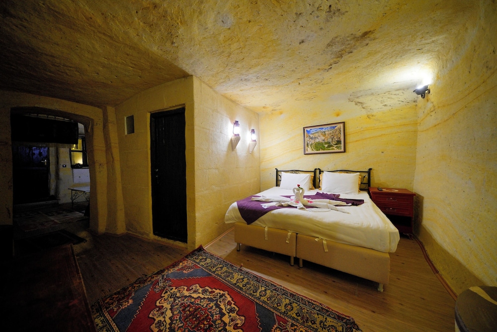 Antik Cave House 7/50