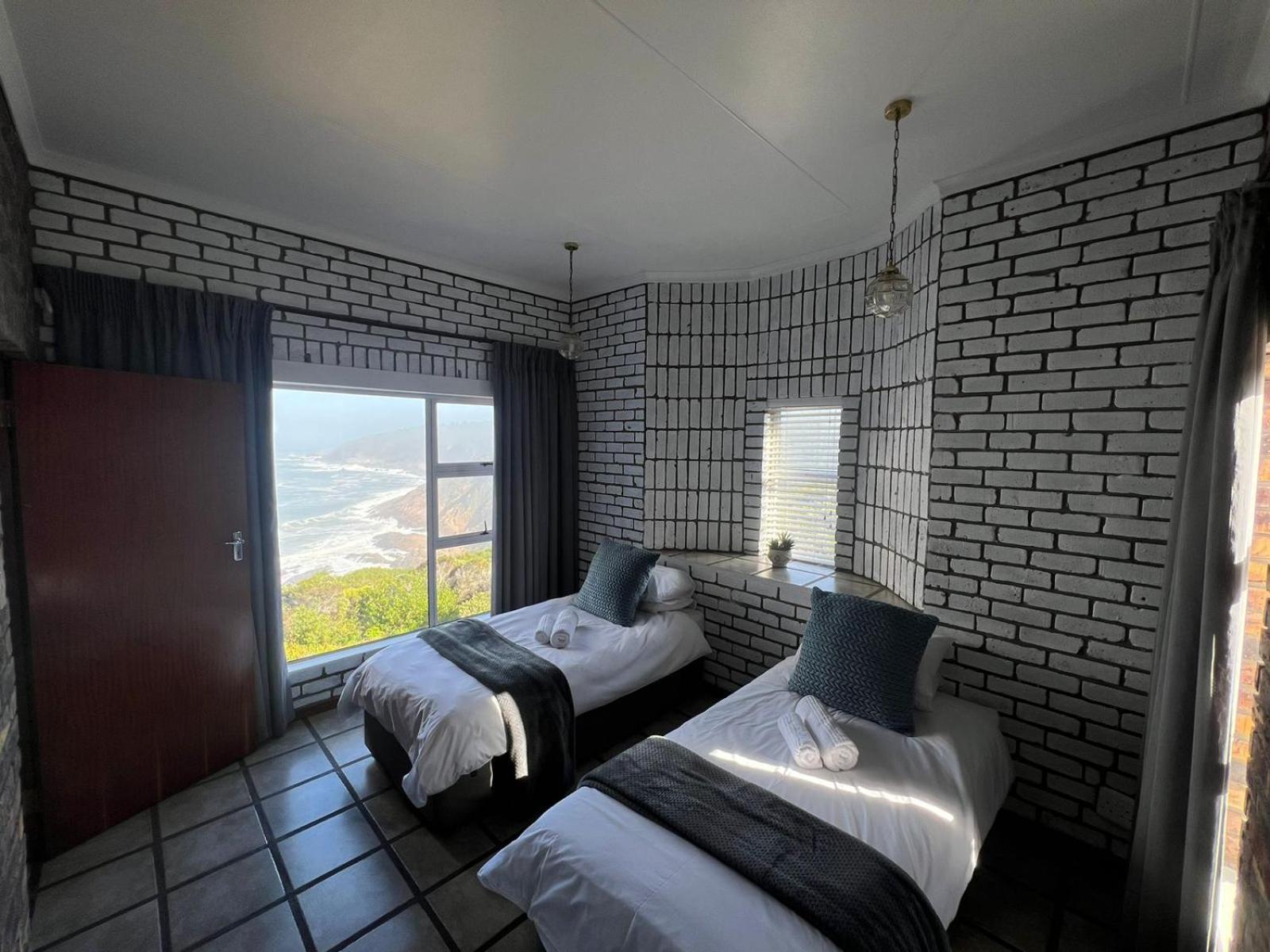 Blue Whale Resort 10/50