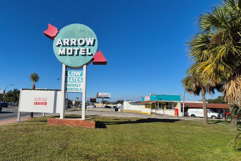 Arrow Motel by OYO Near Downtown 44/49