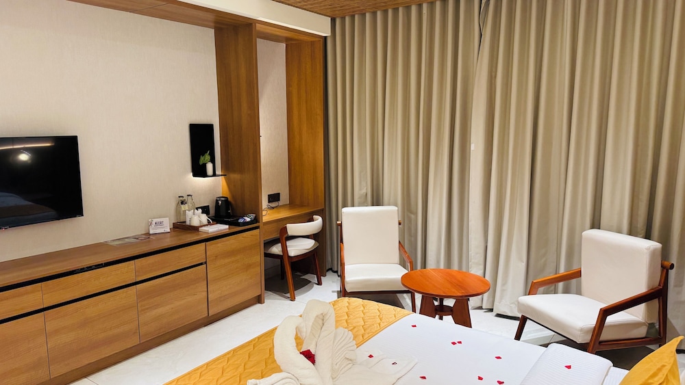 Hotel PepperVine 55/66