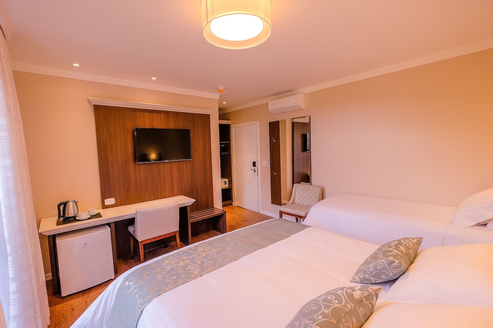 HOTEL JARDINS DA COLINA 22/76