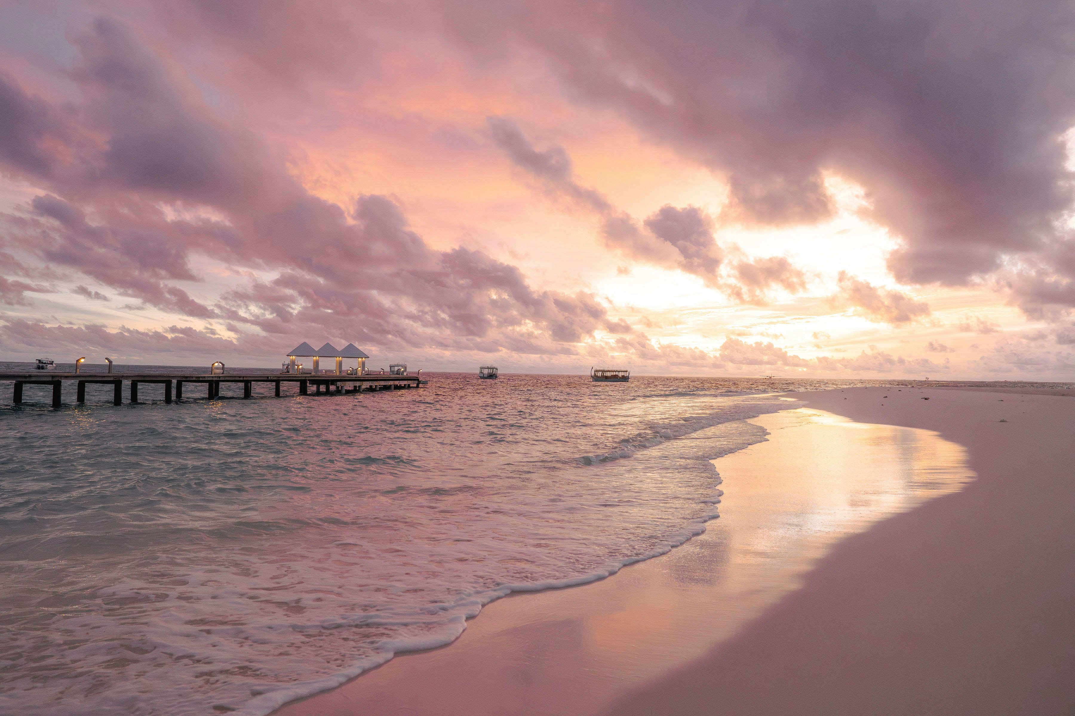 Diamonds Thudufushi Beach & Water Villas 33/44
