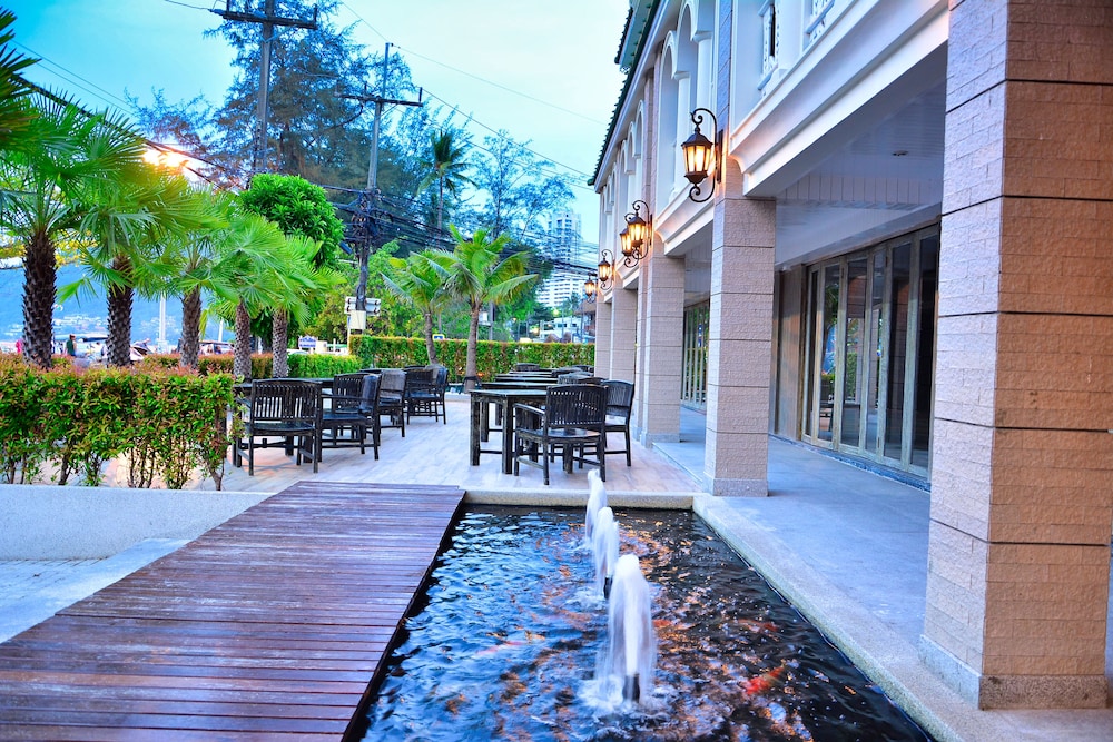 Sea Pearl Beach Resort Phuket 41/50